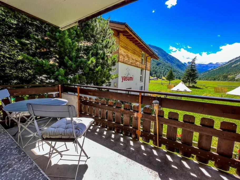 Panorama Apartment For 4 Near Zermatt Täsch Екстериор снимка